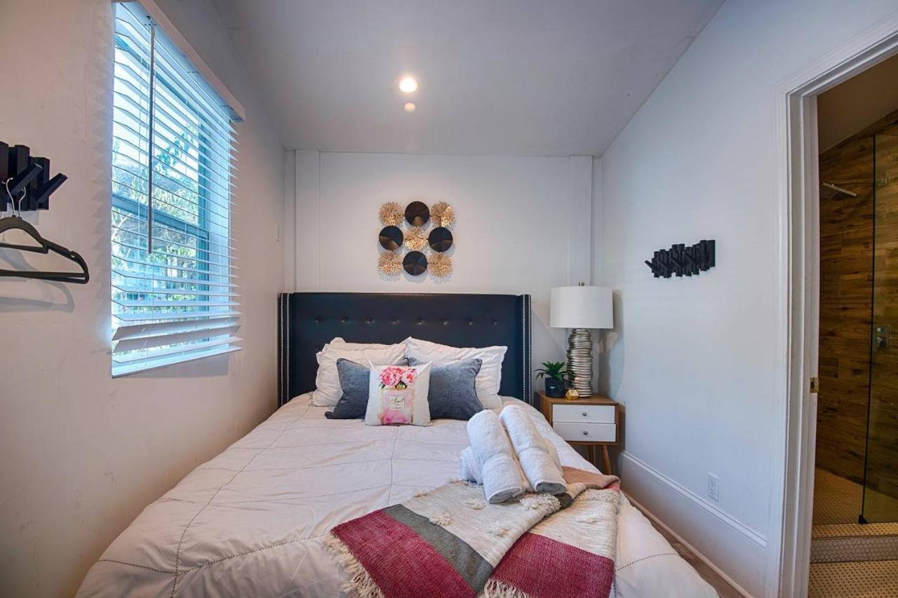 Villa Five Br - Sleeps 10! Steps From French Quarter Nueva Orleans Exterior foto