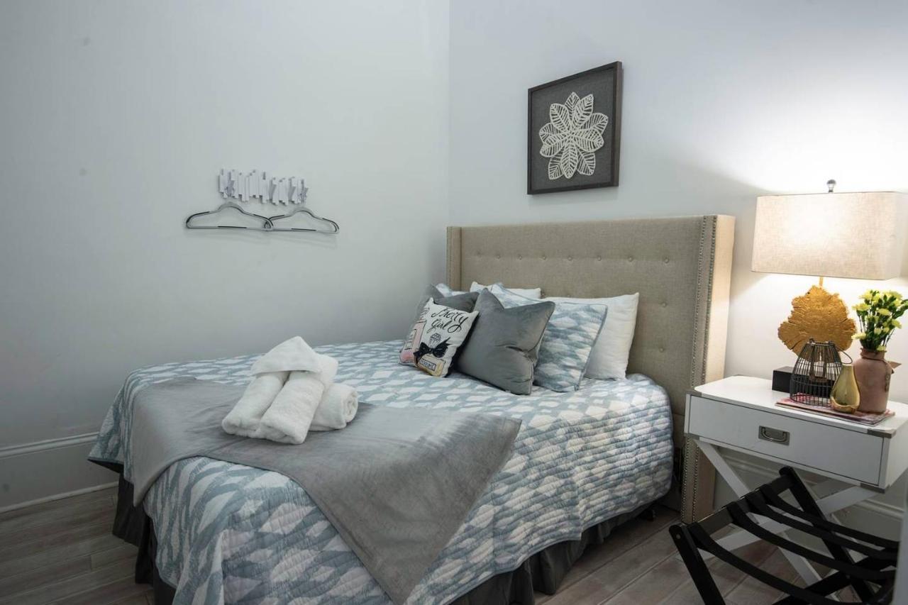 Villa Five Br - Sleeps 10! Steps From French Quarter Nueva Orleans Exterior foto