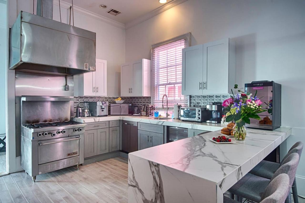 Villa Five Br - Sleeps 10! Steps From French Quarter Nueva Orleans Exterior foto